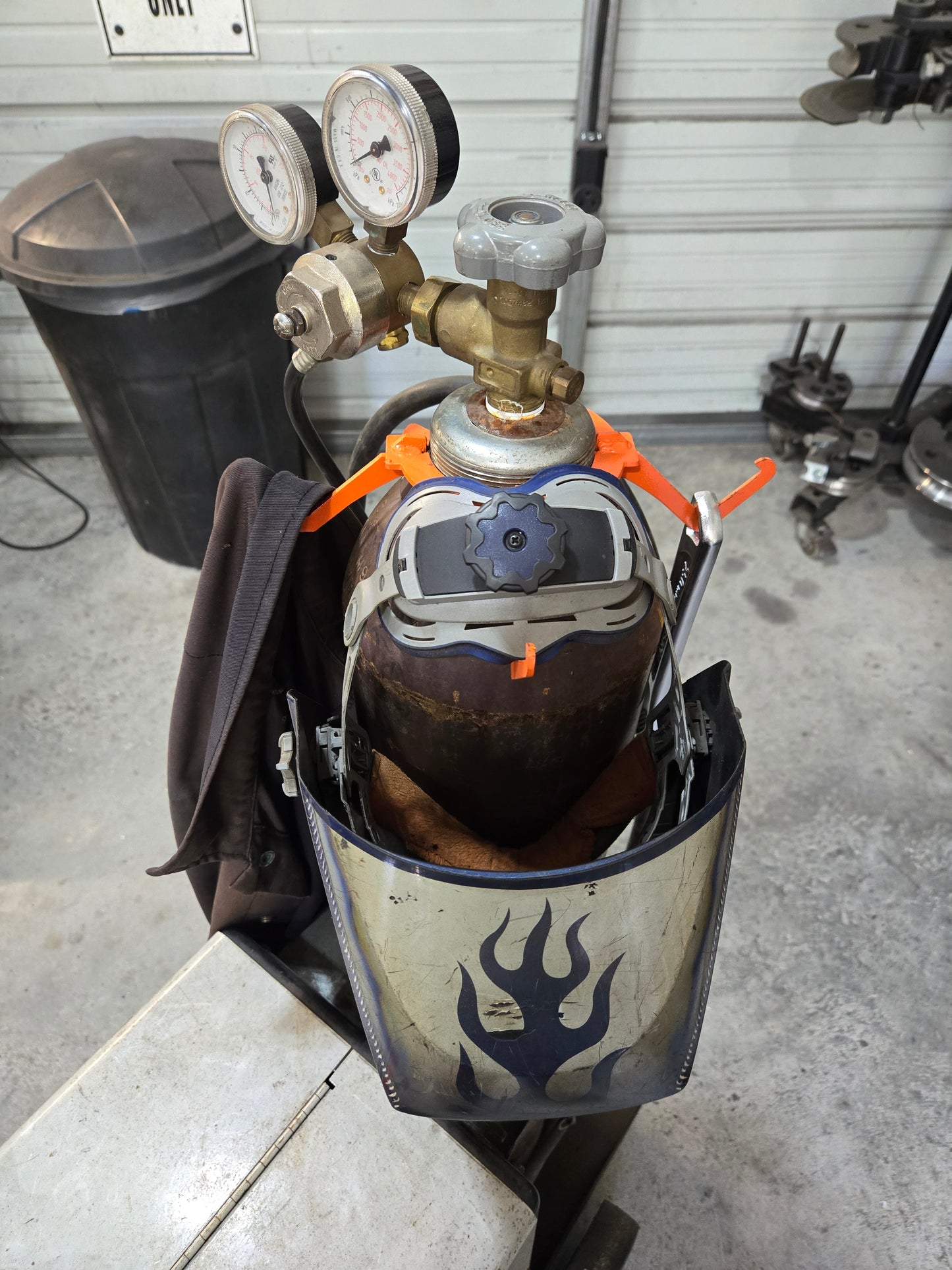Gas Bottle Hooks