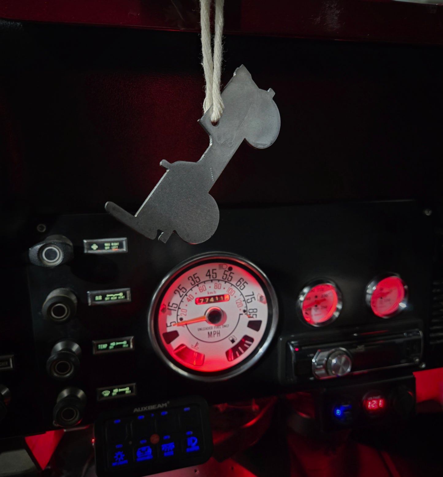 Metal Jeep Ornament!!