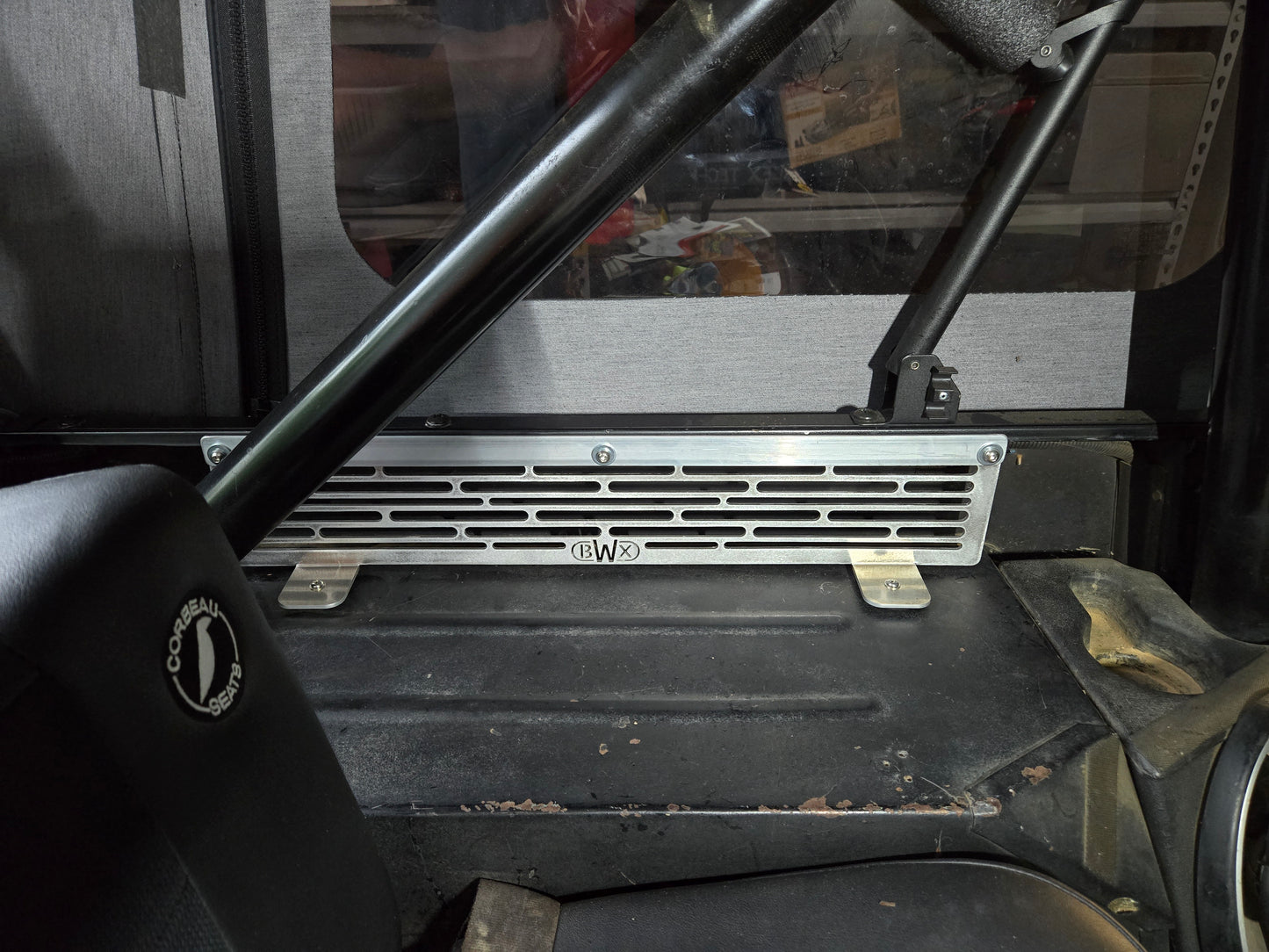 Jeep CJ Tub Slot Lock Panel