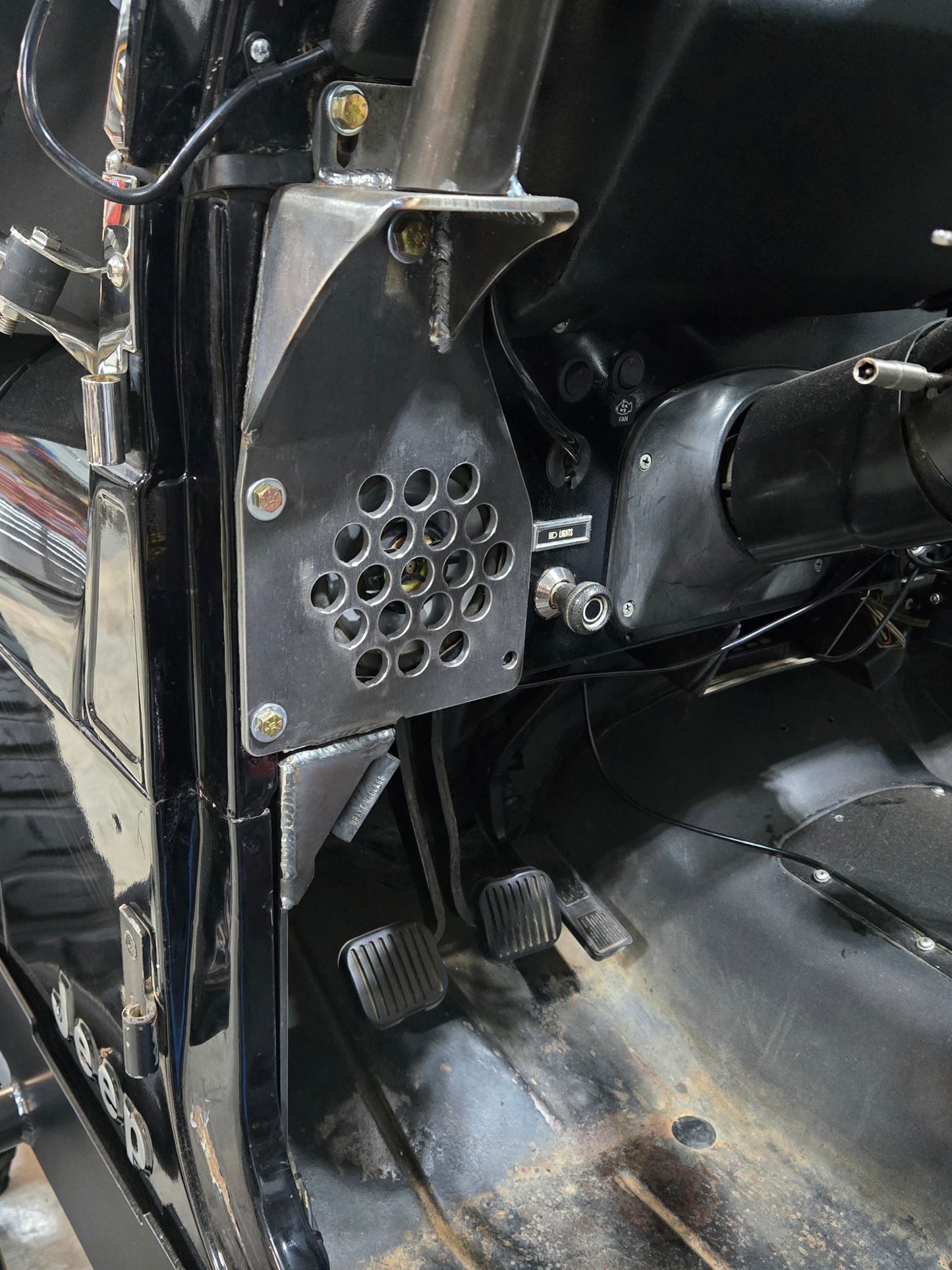 Jeep CJ Cage Stanchion Plates